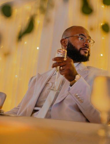 mobile - carousel-hero-element image-8