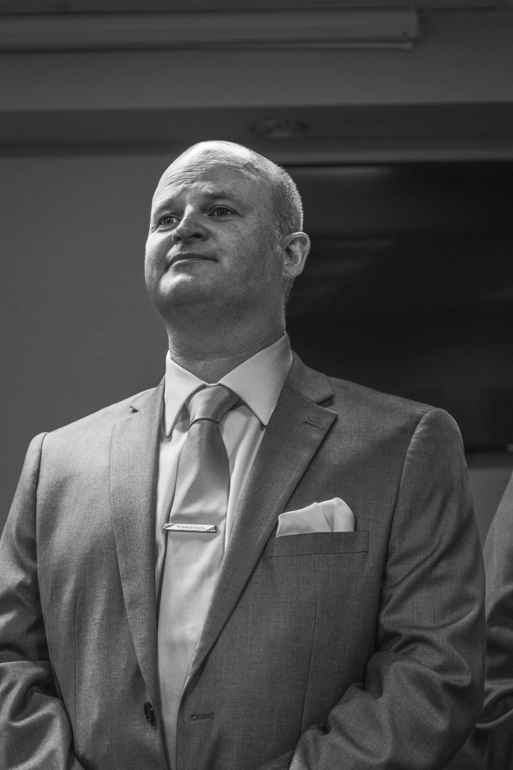 carousel-hero-element image-4